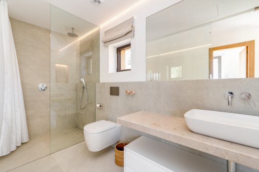 Nobles Badezimmer