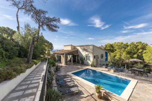 Rustikale Villa im Grünen mit viel Potenzial, Meerblick und Pool in Costa den Blanes