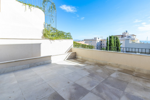 Grosse Dachterrasse