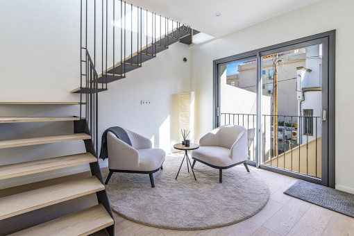 Zeitloses Stadthaus mit Hafenblick und Jacuzzi auf der Dachterrasse in Palma, El Terreno