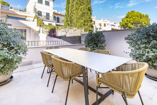 Modernes Reihenhaus mit privater Dachterrasse in Palma, El Terreno