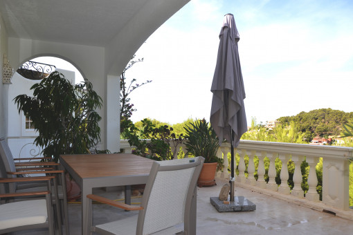 Terrasse vom Wohnzimmer aus