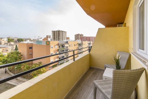 Frisch renovierte Wohnung mit Terrasse und Blick über die Dächer der Stadt Palma