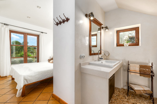 Weiteres Schlafzimmer mit Badezimmer en Suite