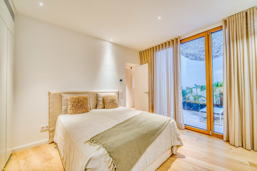 Gem¨tliches Schlafzimmer