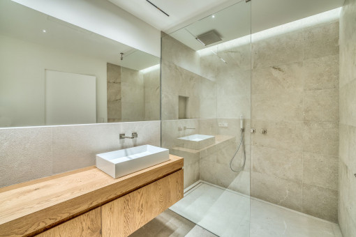 Nobles Badezimmer