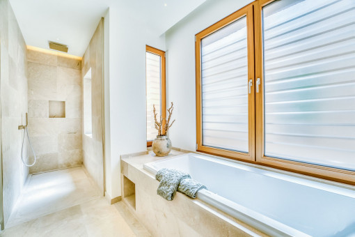 Badezimmer en Suite