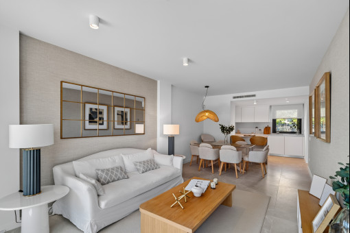 Neubau Erdgeschosswohnung mit überdachter Terrasse und privatem Garten in Strandlage von Palmanova