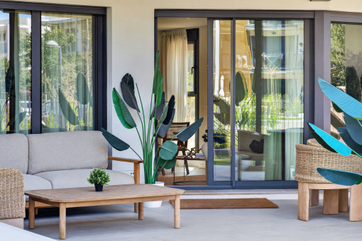 Neues 2-Schlafzimmer Apartment mit großzügigen Terrassen und privater Gartenfläche in Strandnähe Palmanova