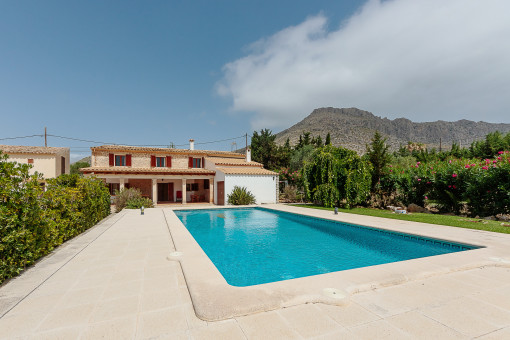 Ländliches Herrenhaus mit Swimmingpool in Port de Pollensa