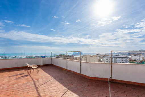 Große Meerblick-Terrasse