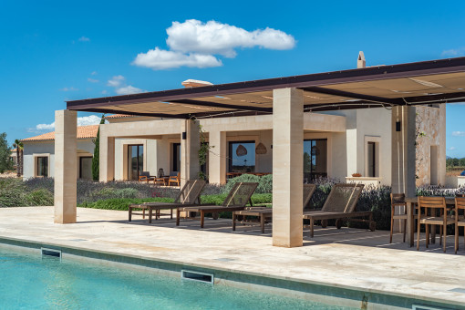 Mediterrane Designer-Finca nahe Sa Rápita zur Langzeitmiete mit Salzwasserpool und großzügigem Privatgrundstück