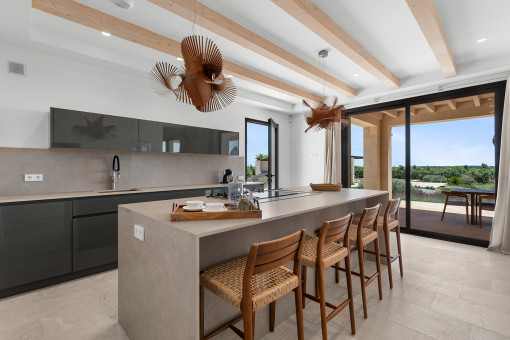 Hochwertige Designerküche mit Gaggenau-Geräten