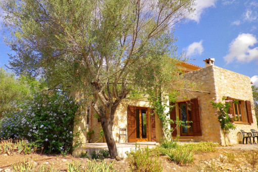 Schöne, modern eingerichtete Finca inmitten der Natur in Manacor