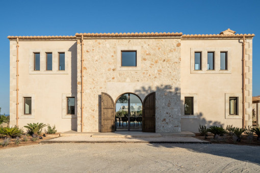 Frontansicht der Finca
