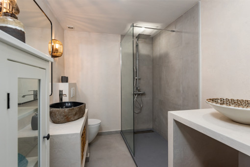 Renoviertes Duschbadezimmer