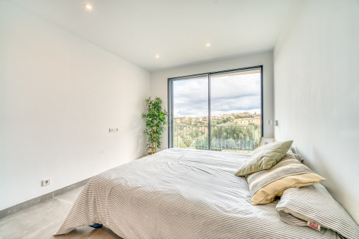Hauptschlafzimmer mit Badezimmer en Suite