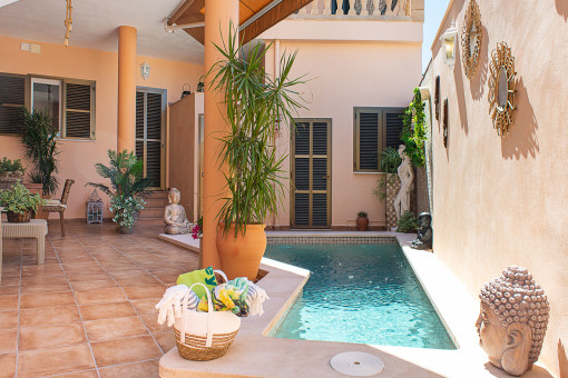 Vollständig modernisiertes Dorfhaus mit 2 Wohneinheiten und Pool in Capdepera