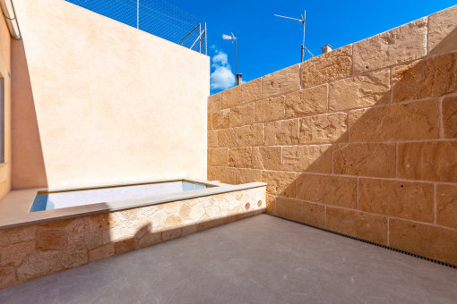 Patio mit Pool
