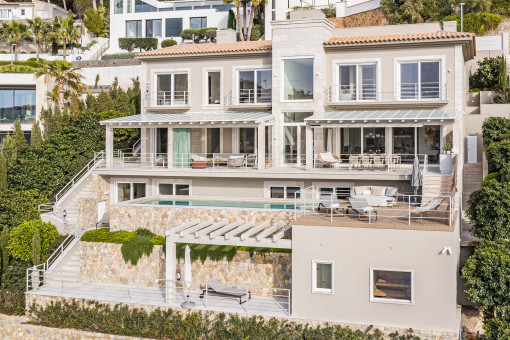 Traumvilla in 1. Meereslinie mit atemberaubenden Meerblick und Sonnuntergang in der Cala Llamp