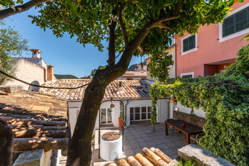 Terrasse und Garten
