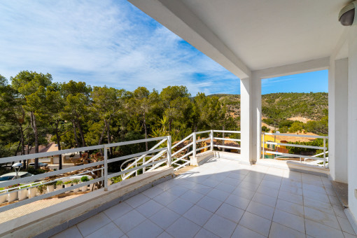 Weitere überdachte Terrasse