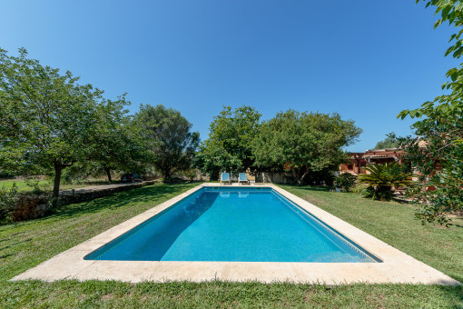 Einladender Pool