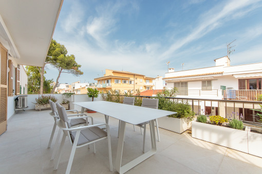 Wohnung in kleiner Eigentümergemeinschaft mit großzügiger Terrasse und in Meeresnähe in Can Picafort