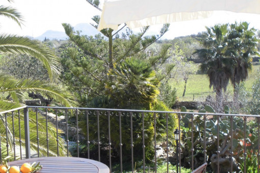 Private Terrasse eines Zimmers