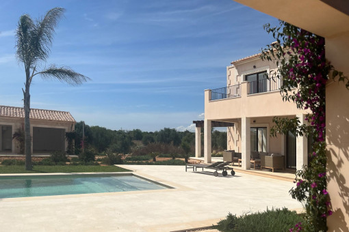 Finca und Pool