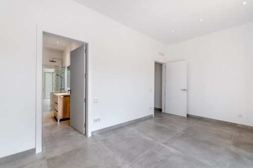 Schlafzimmer mit Badezimmer en Suite