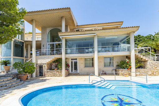 Moderne Villa mit fantastischem Meerblick und Pool  in Cas Catala