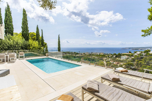 Moderne Luxusvilla mit atemberaubendem Meerblick in Costa d'en Blanes