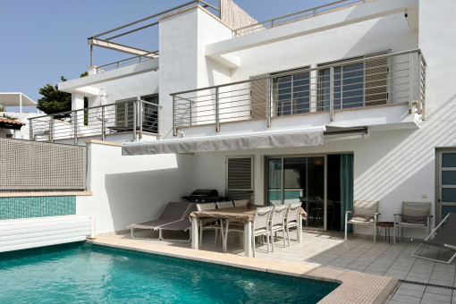 Traumhaft ruhig gelegenes Einfamilienmittelhaus mit Pool und Meerblick bei Cala Ratjada