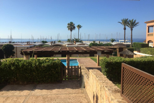 Fantastisches Erdgeschoss-Apartment direkt am Meer in Sa Ràpita, exklusiv im August zu mieten.