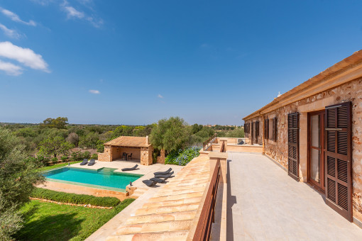 Obere Terrasse mit Weitblick