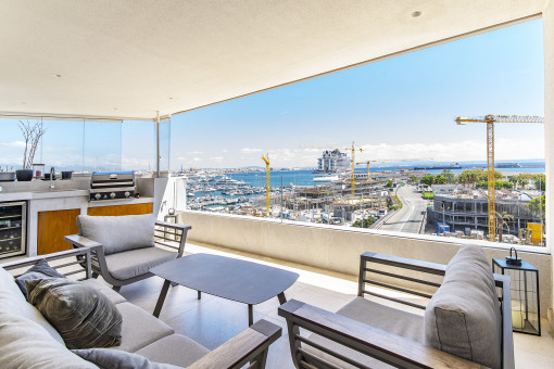 Prächtige Wohnung an Palmas Paseo Marítimo mit Blick auf die Bucht und die Kathedrale