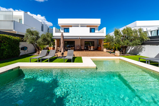 Moderne Villa mit privatem Pool in privilegierter Lage nahe den Golfplätzen von Son Vida