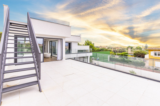 Mehrere , große Dachterrassen