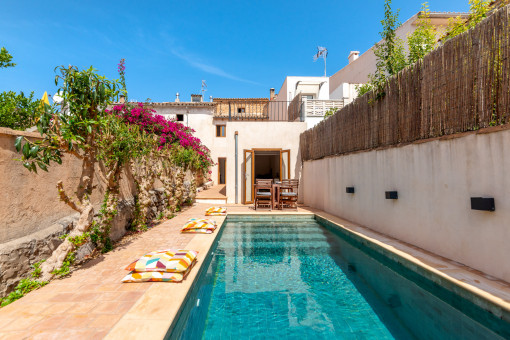 Wunderschönes Dorfhaus in Alaró mit Garten und Pool