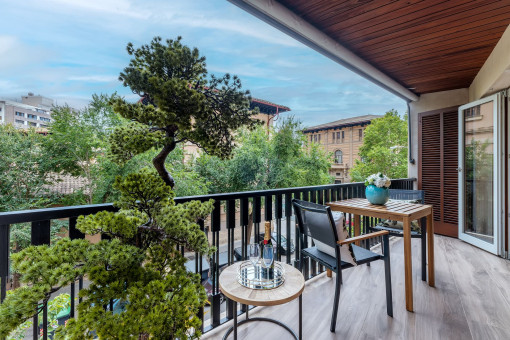 Elegante Designer-Wohnung mit Terrasse und Tiefgaragenplatz in der Nähe der Altstadt von Palma