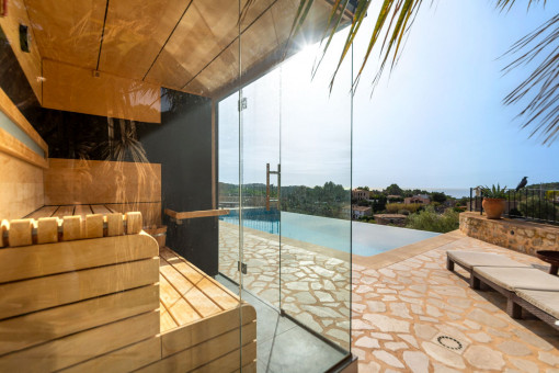 Sauna am Poolbereich
