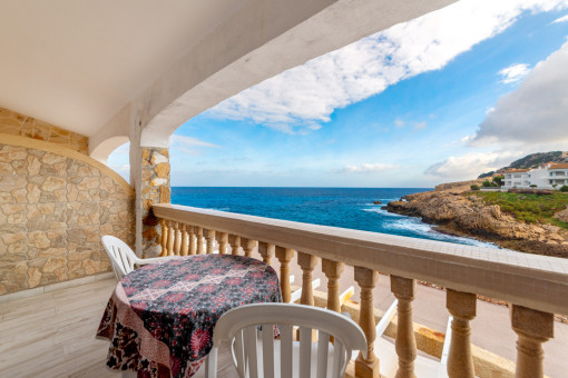 Wunderschönes Apartment in Cala Radjada mit sensationellen Meerblick in erster Linie