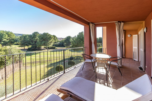 Sonniger Balkon