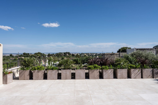 Dachterrasse mit Panorama-Blick
