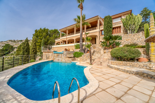 Luxuriöses Chalet mit Pool, Privatsphäre, Ferienvermietungslizenz und fantastischer Aussicht in Pollensa