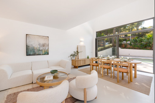 Wohn-Essbereich mit Terrassenzugang