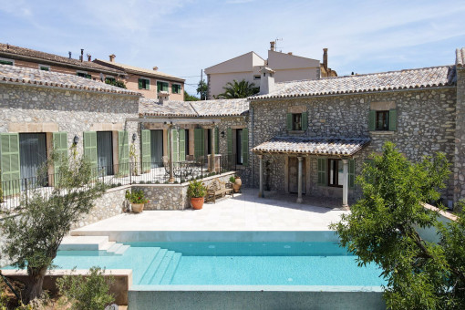 Mediterrane Finca mit besonderem Stil mit großzügigem Grundstück in Es Capdella