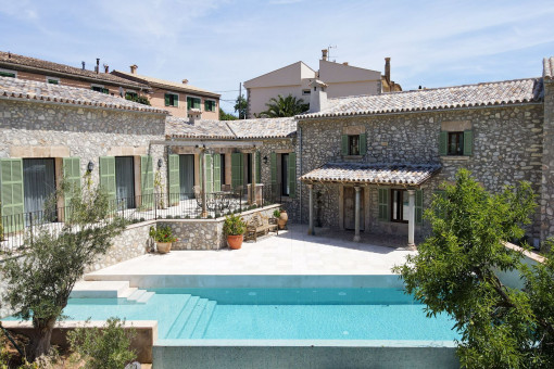 Mediterrane Finca mit besonderem Stil mit großzügigem Grundstück in Es Capdella