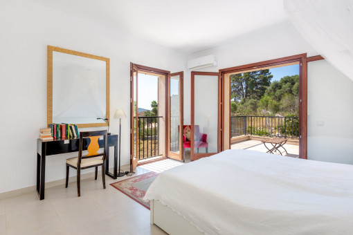 Schlafzimmer 2